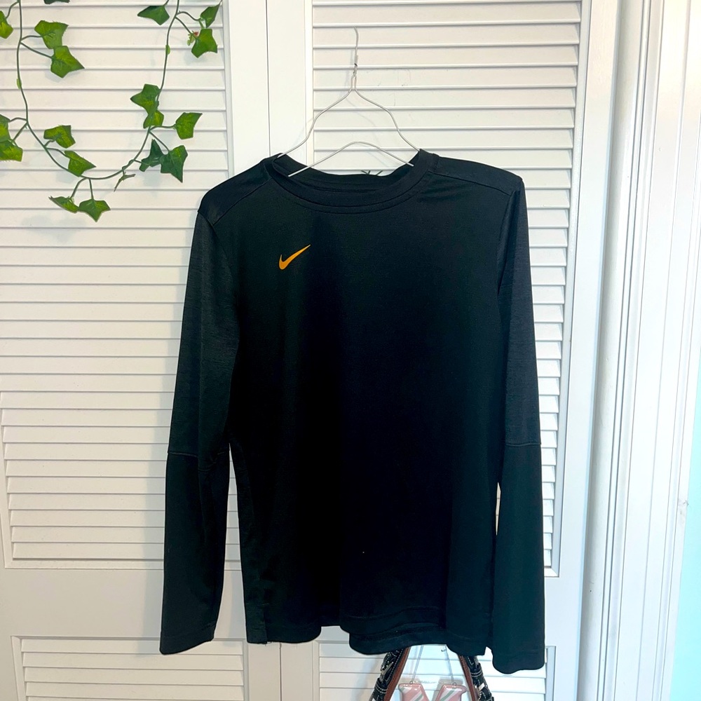 Nike Long Sleeve